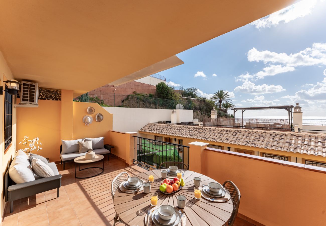 Apartamento en Benalmádena - Horizon del Mar, 2BD Terrace, Sea View & Pool & Parking