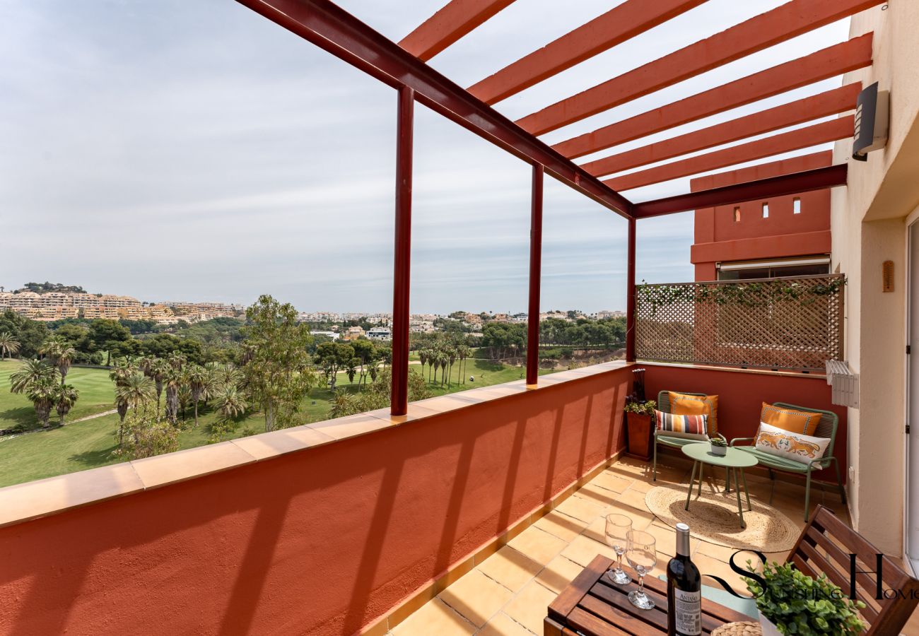 Appartement à Benalmádena - Amazing Sea and Golf Course view 2BR, Parking Pool