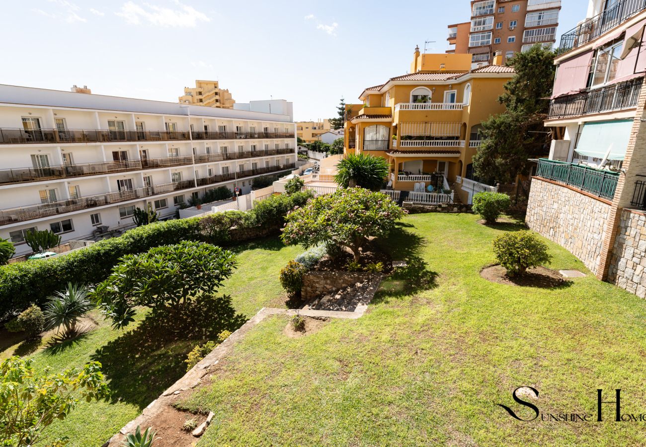 Studio à Benalmádena - Stylish Studio Close by the Sea