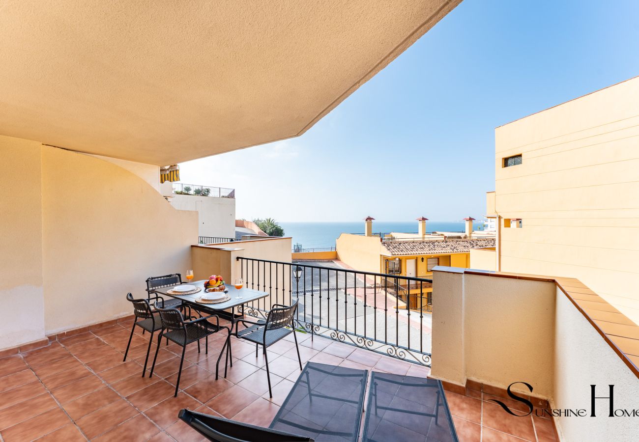 Apartment in Benalmádena - Beachside Retreat with Private Terrace and sea views