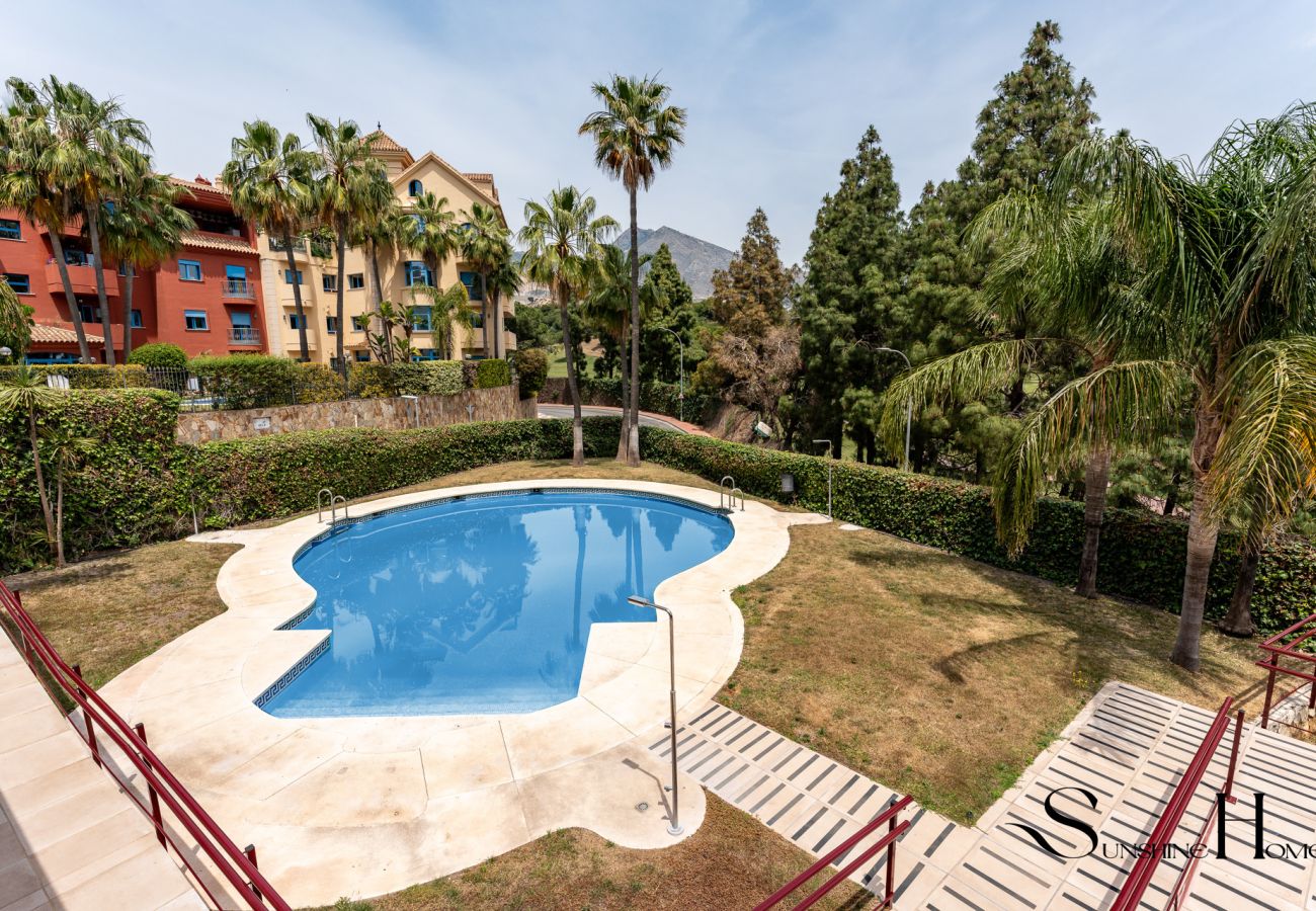 Apartment in Benalmádena - Amazing Sea and Golf Course view 2BR, Parking Pool