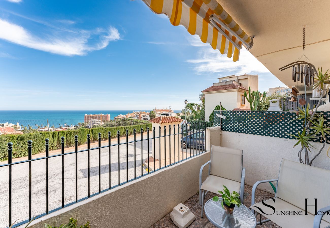 Townhouse in Benalmádena - 3-Bed Seaview Escape: Pool, Garage, 4 Terraces